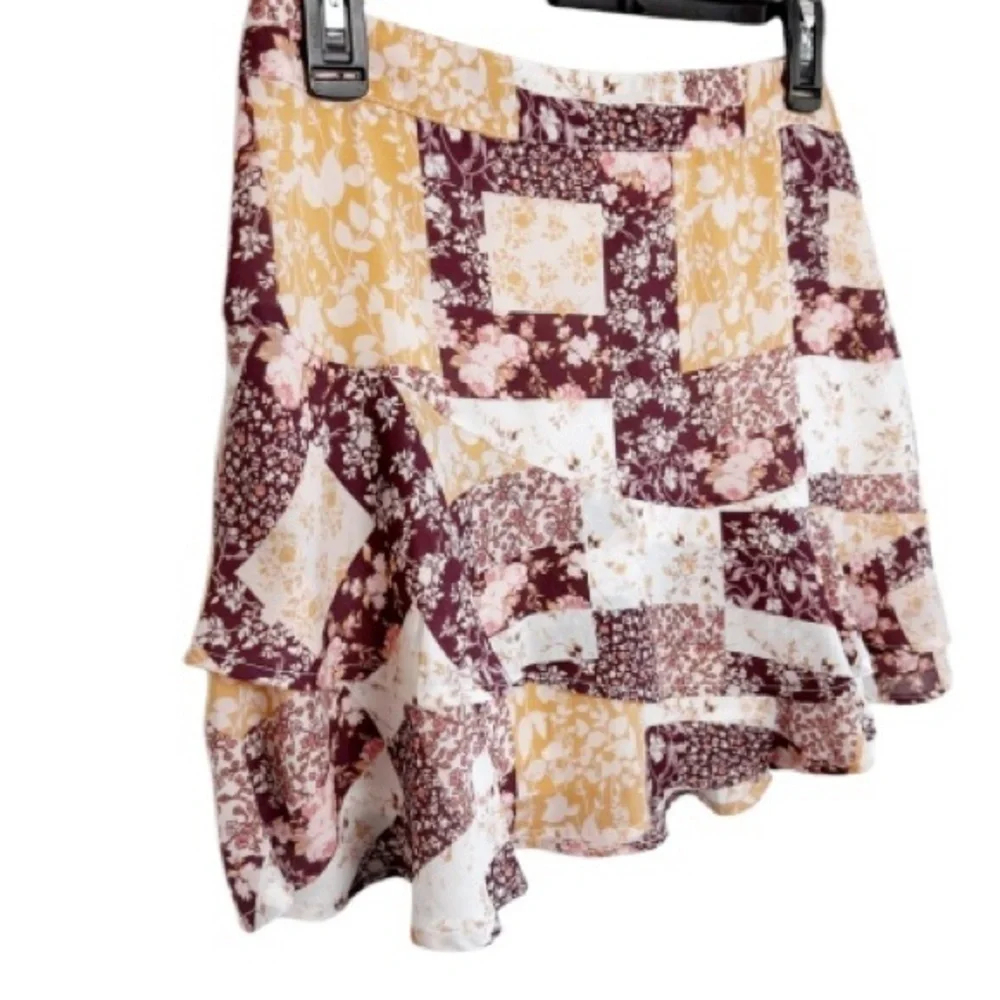 NWT Le Lis Collection Floral Patchwork Layered Mini Skirt Sz Medium Cottagecore